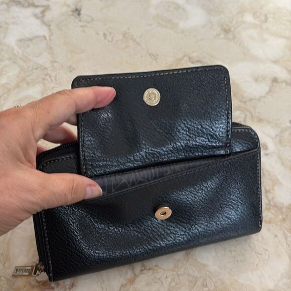 Ricardo Beverly Hills Leather RFID Long Zippered Wallet - Picture 4 of 13